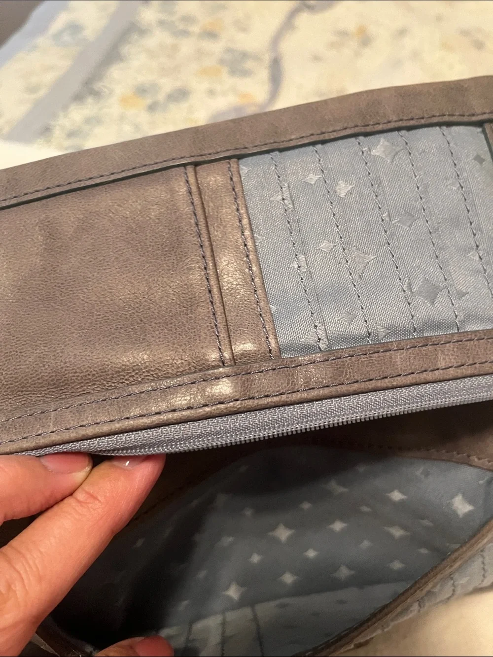 Fossil Distressed Gray/Taupe Leather Zip Wallet for Women